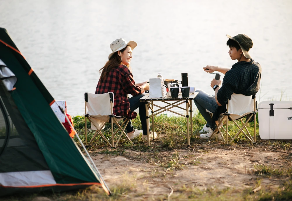 keeping guests cool at outdoor party